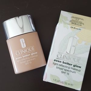 NWOT Clinique foundation
